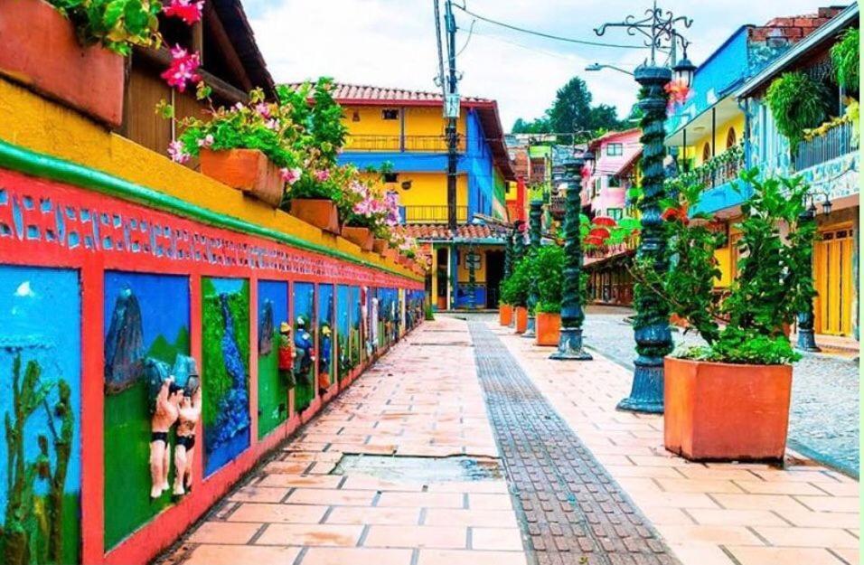 La Plazoleta Apartamento Διαμέρισμα Guatapé Εξωτερικό φωτογραφία